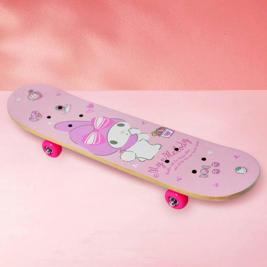 【高回弹PU轮，抗磨抓地力更强】三丽鸥正版四轮滑板车 高弹滑轮卡通双翘板 6-12岁儿童滑板车初学者-QQ 商品图7