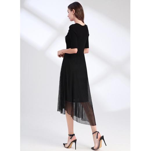 S1M1裘堤婼JETEZO	设计感显瘦针织连衣裙	BA3201E1 商品图5