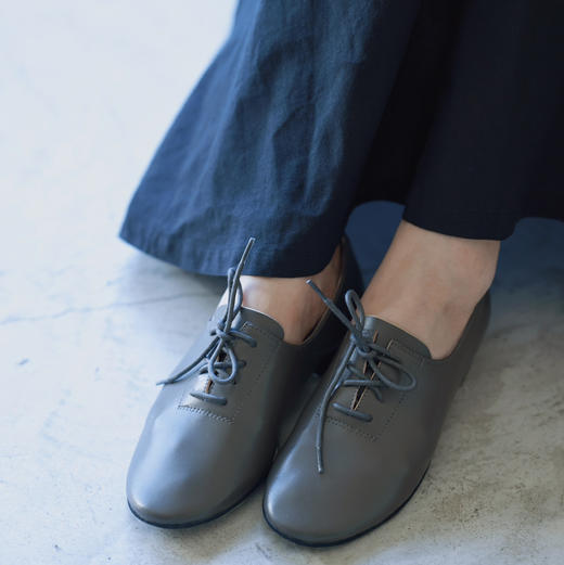 EnAvant 灰色系带小单鞋 商品图1