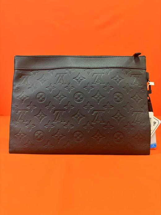 LOUIS VUITTON 品牌印花Logo拉链开合 皮革拼牛皮革饰边 手拿包 常规 男款 黑色 商品图2