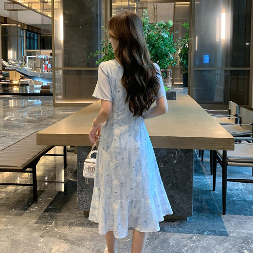 奢姿大码女装2026夏季复古方领连衣裙胖妹妹时尚刺绣提花拼接裙子9952822149 商品图3