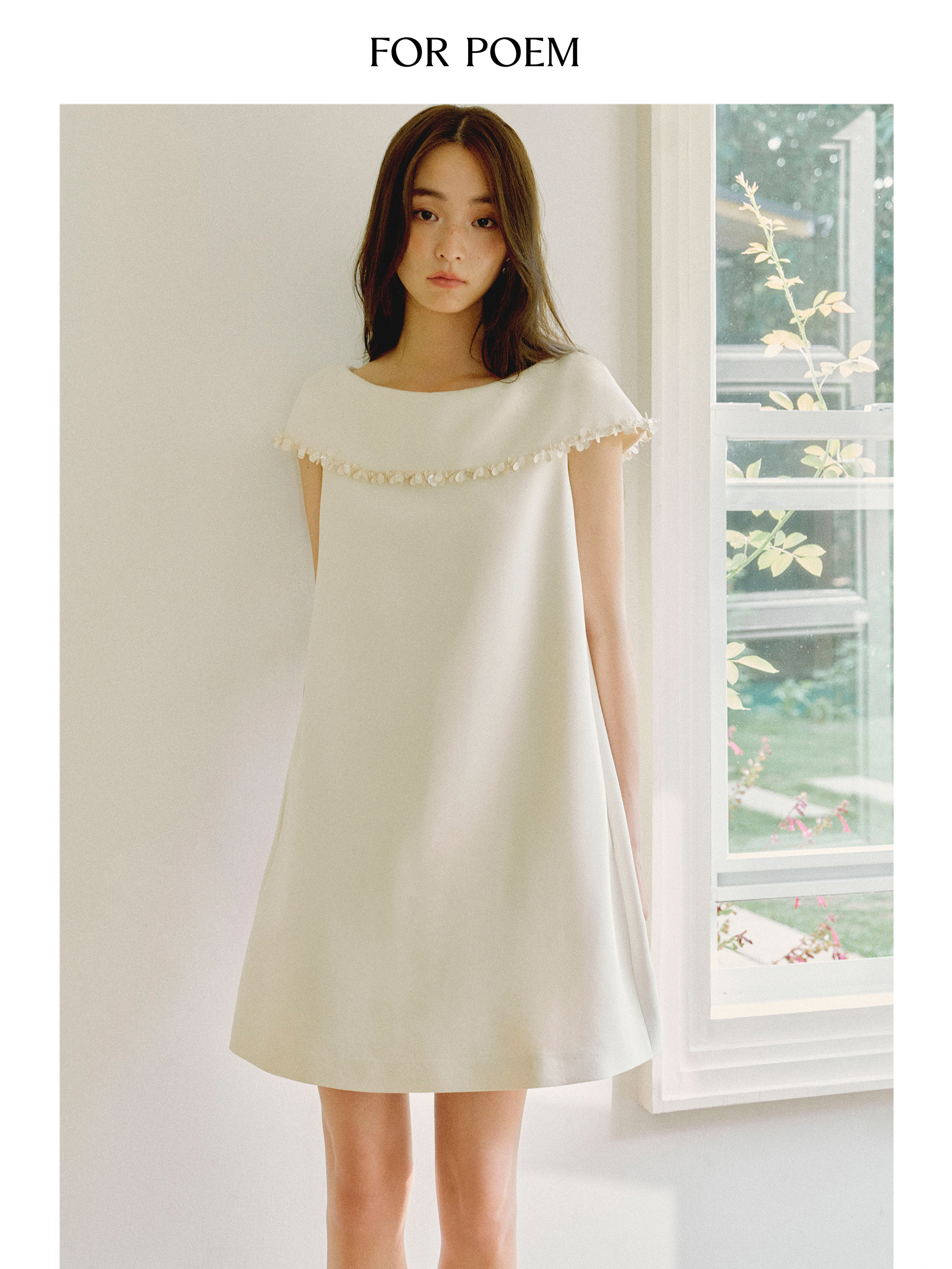 ForPoem 25/SS 原创设计前后两穿花边结构翻领醋酸连衣裙