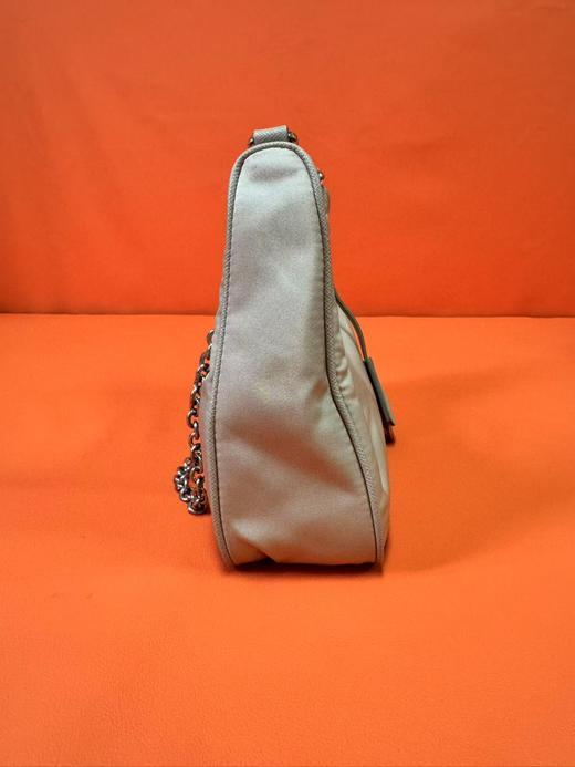 PRADA 普拉达 Re-Edition 2005 再生尼龙迷你手袋 女款 沙漠米色 商品图3