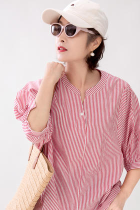 红条纹短袖衬衫