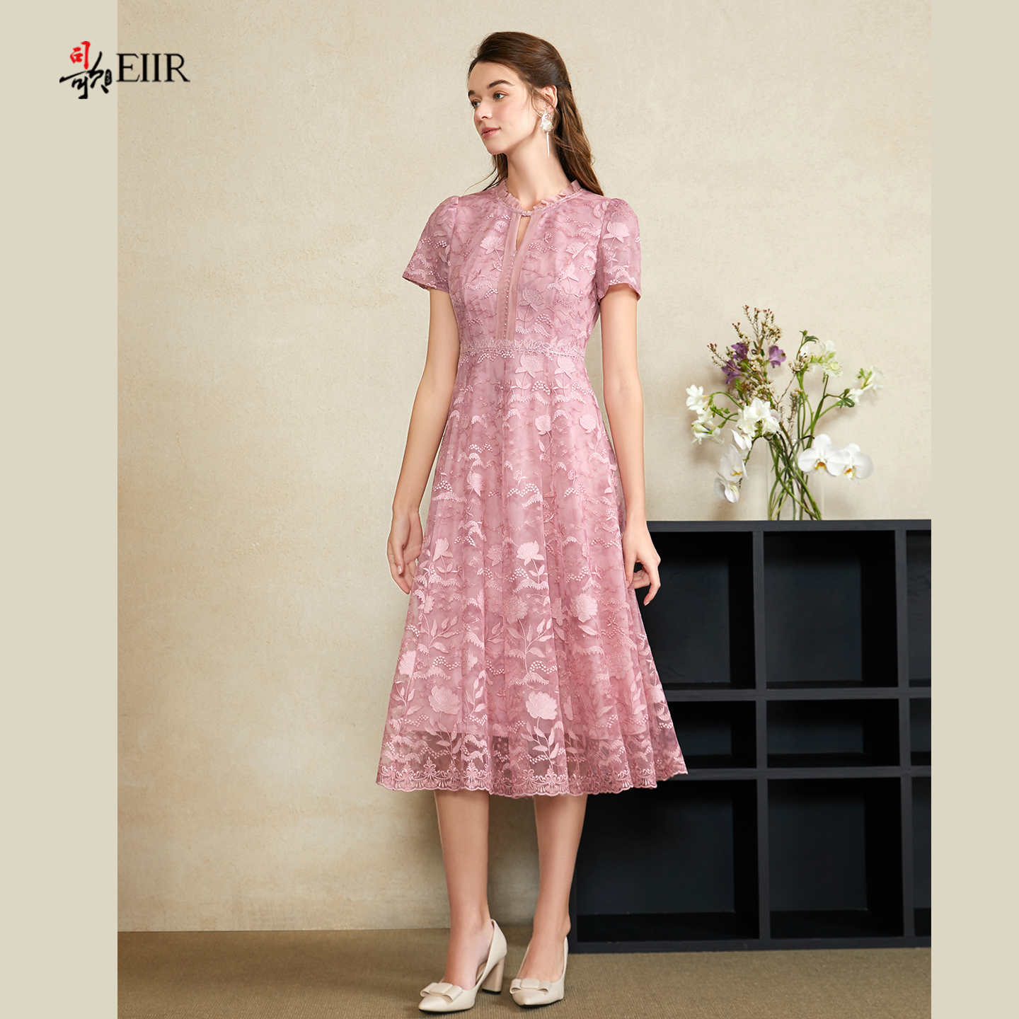 司歌网纱绣花短袖连衣裙收腰A911067X