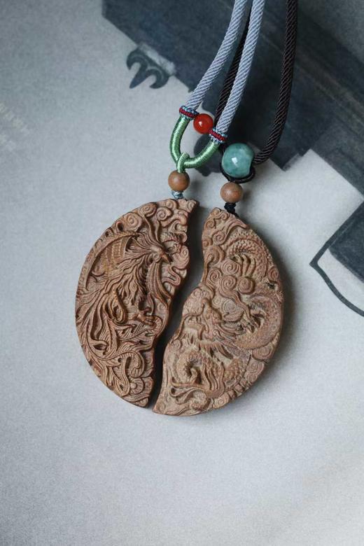 老山檀香【龙凤佩】吊坠 商品图2