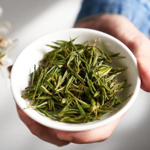守艺 · 2025年桃花白 新茶 50克 高山绿茶 商品图3