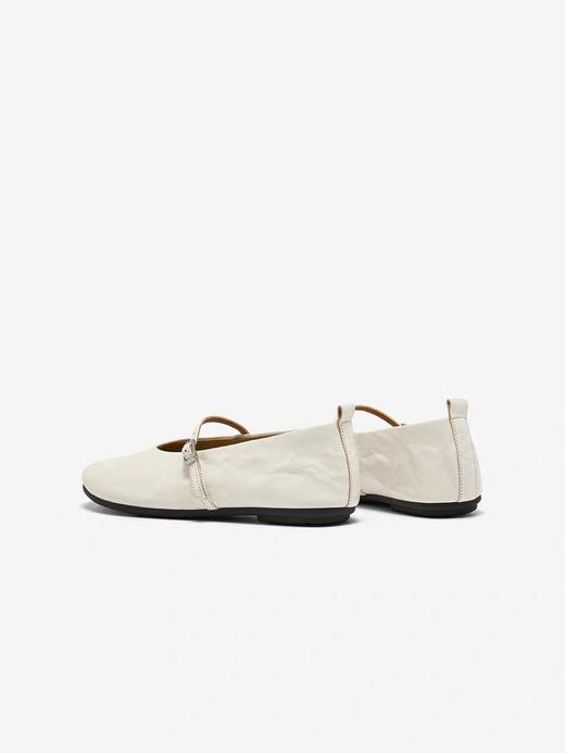 【云粉节】 【拔佳】BF楼Bata羊皮书单鞋女2025秋款百搭浅口软底单鞋53968CQ5      吊牌价859活动价569 商品图3