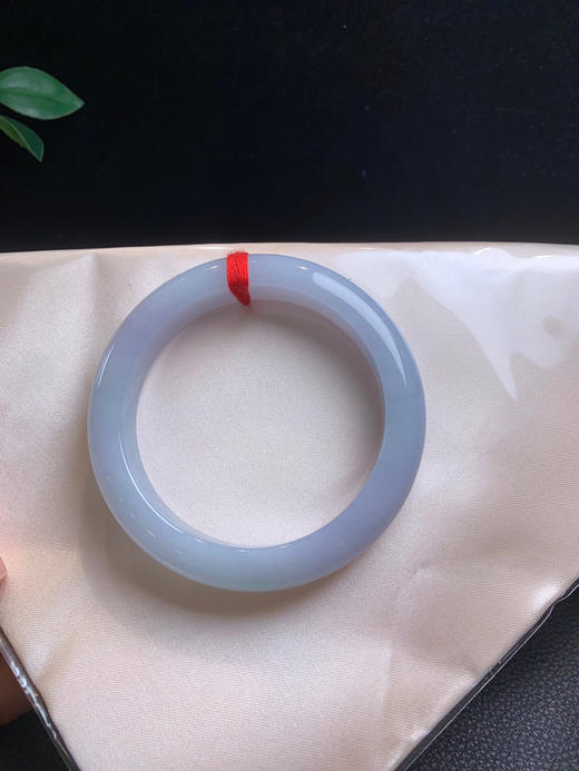 620397，60.5紫罗兰，整圈带紫罗兰底色，隐约略带些浅绿交织在一起，底妆细腻 商品图4