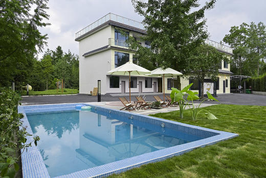 【都江堰·574号院】6房/8房/11房泳池/温泉私汤院子，台球，超大草坪，都江堰，团建优选，临溪玩水slxs 商品图1