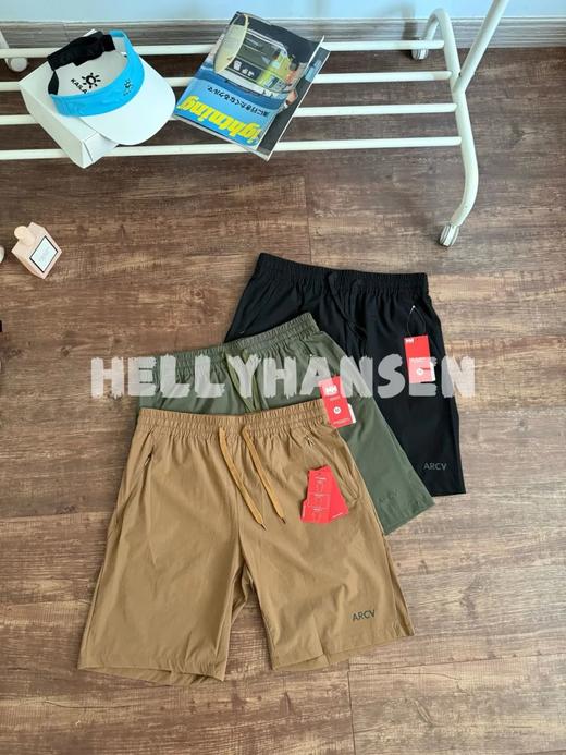 HH 夏季男款休闲运动防晒吸湿基础短裤 商品图1