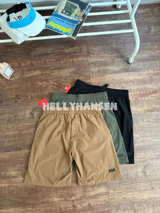 HH 夏季男款休闲运动防晒吸湿基础短裤 商品图2
