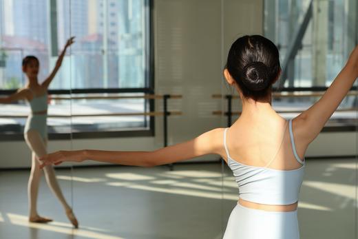 【限时体验】3-8岁宝贝变身小天鹅！莳茪芭蕾2节少儿体验课程+成长测评！到店即赠萌趣公仔/水杯/奶油胶提包任选！ 商品图3