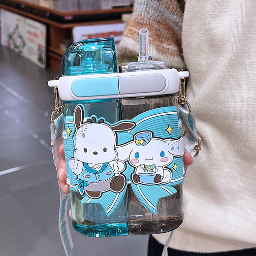 艾可思方形吸管水杯高颜值大容量分仓双饮塑料水杯小学生斜挎杯子 商品图12