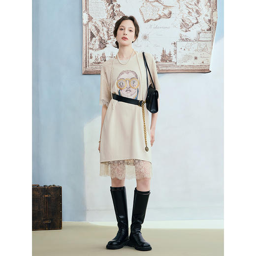 两三事汐谣漫航2025夏新款印花刺绣蕾丝拼接前短后长t恤裙连衣裙 商品图3