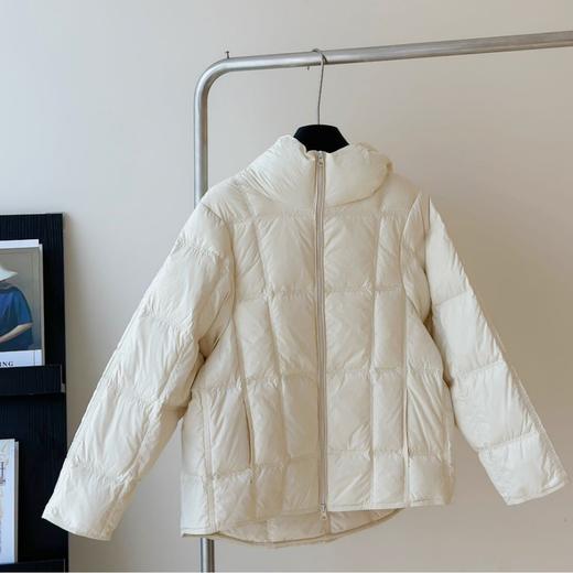 反季清仓！韩版2025冬季新款连帽羽绒服女加厚云朵时尚方格轻薄90白鸭绒外套 商品图4