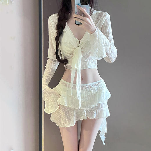 高级感泳衣女比基尼2025新款显瘦保守遮肚四件套性感分体度假温泉 商品图3