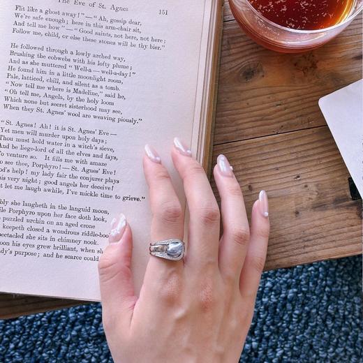 【甄珠贝】两用款套戒 海水大溪地 无核keshi戒指 可叠戴 单独佩戴也很时髦 925纯银精工配件 商品图9