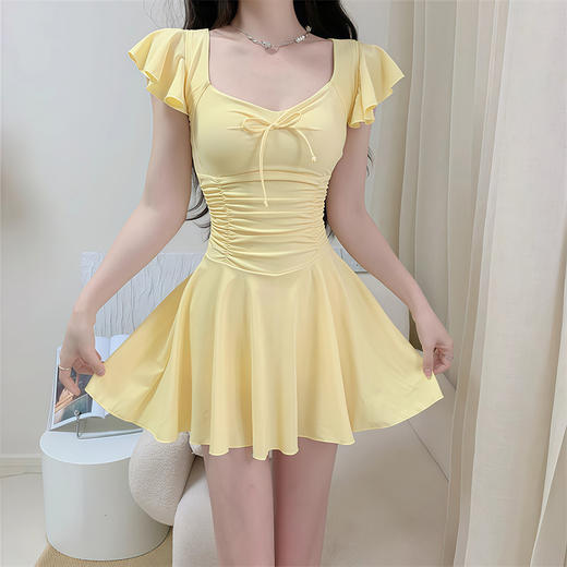 连体泳衣女2025新款显瘦遮肚保守裙式海边度假泡温泉纯欲女款泳装 商品图1