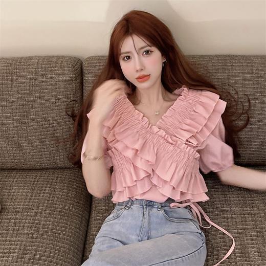 【韩系甜美荷叶边❗甜妹雪纺衬衫短袖T恤】出街秒变“C位”，内搭外穿都绝美，性感百搭时尚设计感满满，薄款木耳边交叉设计，法式v领荷叶边衬衫，宽松短袖上衣女，夏季气质温柔泡泡袖小衫L 商品图0