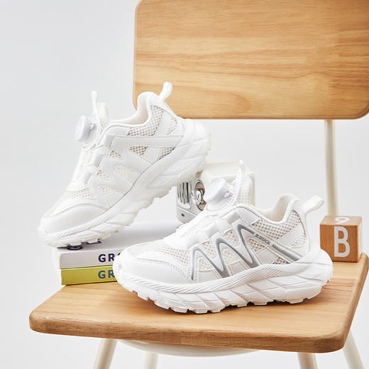 B.Duck小黄鸭童鞋夏季儿童运动鞋26-37 B1586877 商品图3