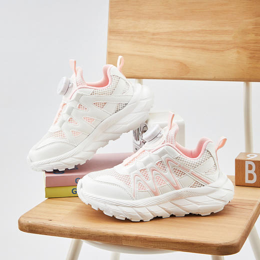 B.Duck小黄鸭童鞋夏季儿童运动鞋26-37 B1586877 商品图4