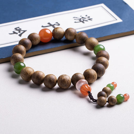 xy0410沉香+碧玉南红瓜珠手串 商品图4