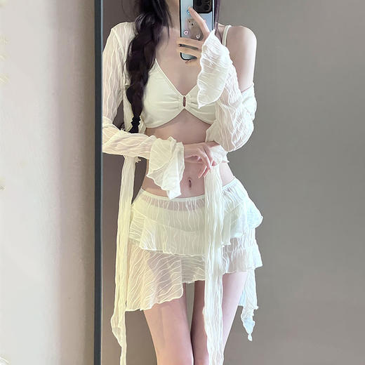 高级感泳衣女比基尼2025新款显瘦保守遮肚四件套性感分体度假温泉 商品图2