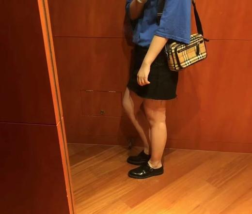 D070421男女都可以背肩带可以调节格纹单肩斜挎包 商品图4