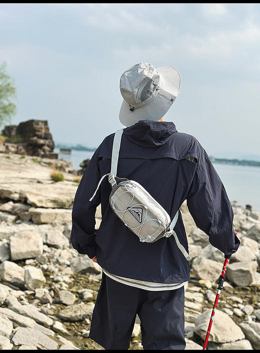 质量超赞【NICESELF 可折叠户外旅行超大容量登山包套装】还送可爱收纳包！出差/旅游/骑行/徒步野营都可 商品图7