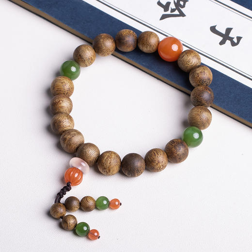 xy0410沉香+碧玉南红瓜珠手串 商品图5