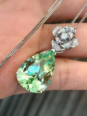 13克拉刻面绿碧玺吊坠