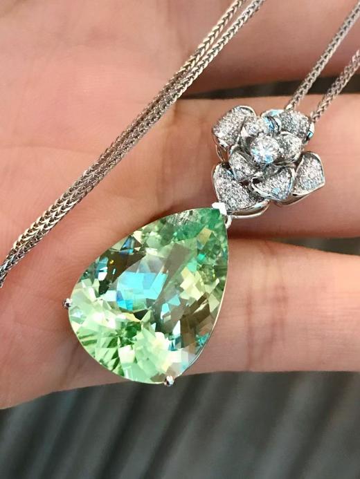 13克拉刻面绿碧玺吊坠 商品图0