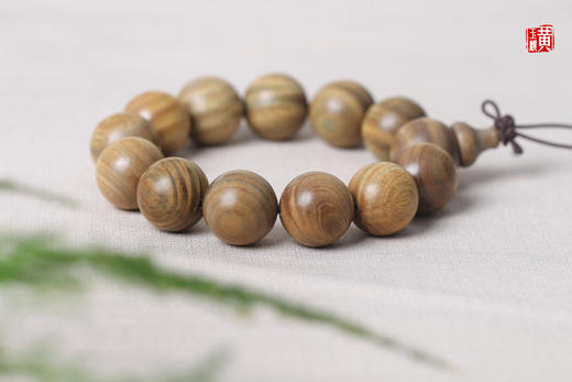 绿檀木手串，珠径15/18mm 商品图1