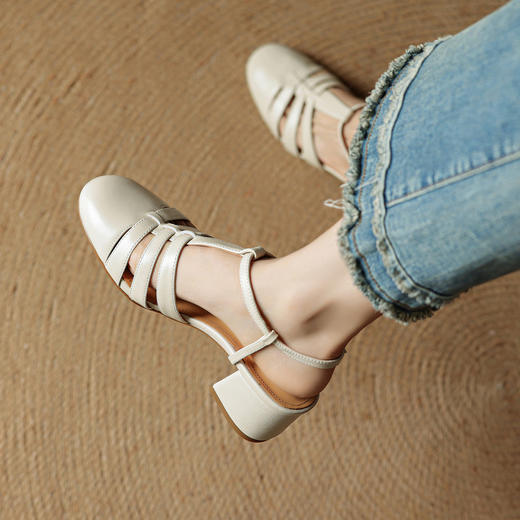 2025夏新款牛皮复古风棕色透气配裙子粗跟包头罗马凉鞋女3340大码 商品图2