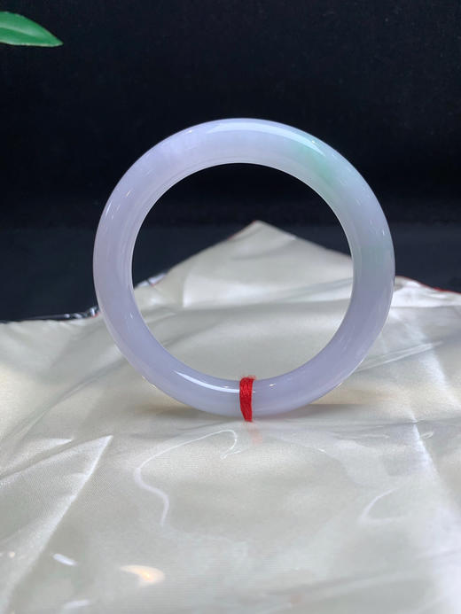 620409，55圆条手镯，底妆清新干净，润润的，一截飘绿 商品图1