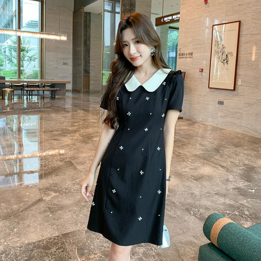 奢姿大码女装2025夏季减龄钉珠木耳边裙子胖妹妹时尚娃娃领连衣裙9952803321B 商品图4