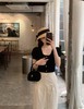 XS码 金蘑菇菇 雀跃 爱心小针织 /轻甜法式方领微宽松小短款针织上衣 商品缩略图1