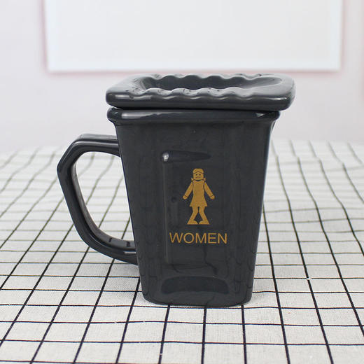 【恶搞马克杯，整蛊礼物必备！】蹲厕陶瓷杯水杯 创意个性搞怪马克杯 恶搞送朋友蹲便器杯子整蛊礼物-QQ 商品图7