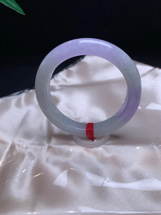 620410，52.8紫罗兰手镯，紫罗兰底，很秀气 商品图2