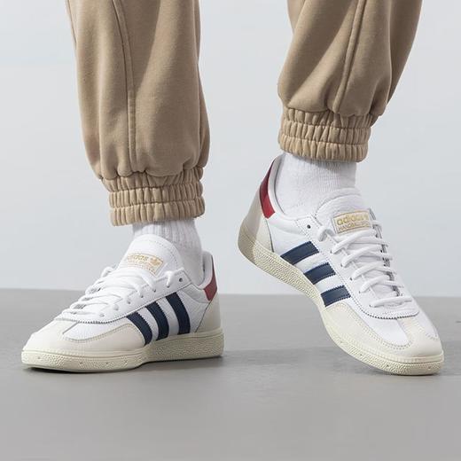 adidas阿迪达斯 男女同款休闲鞋 JH5450 商品图3