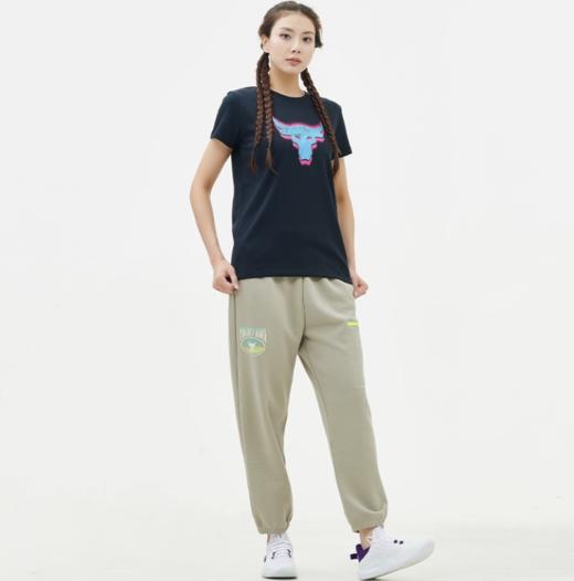 安德玛女子PROJECT ROCK强森UA CORE短袖T恤1382708-001 商品图3