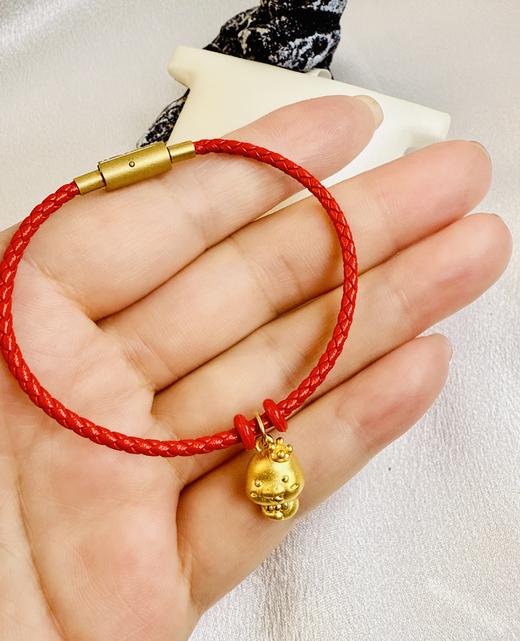 【灵蛇献瑞】秒杀链接：本命年生肖，巳巳如意蛇生肖 足金999生肖吊坠，3D硬金工艺，周五会员六折秒杀。支持门店自取/包邮到家。图为展示，编绳随机发货/支持到店编绳 商品图1