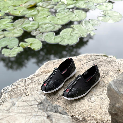 大内联升×武当•内家拳养生功夫系列 玄武经典版洒鞋WD8551 商品图1