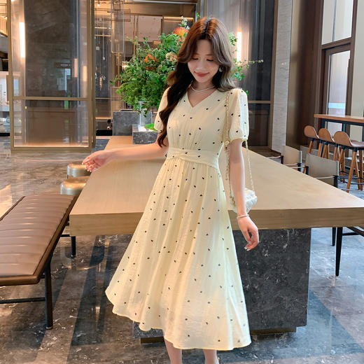 奢姿大码女装2026夏季时尚波点V领连衣裙胖妹妹气质泡泡袖长裙子9952894177 商品图2