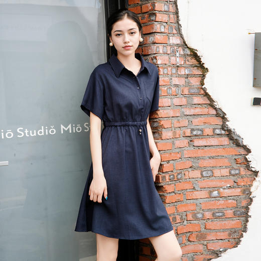 谜底连衣裙短袖2025夏季新款休闲百搭腰部抽绳深蓝短裙257ML7833 商品图1