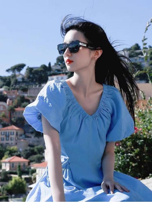 周也同款❗️ 夏日清新感被这件连衣裙狠狠拿捏【明星同款南法假日心型领收腰显瘦气质连衣裙ACTT5719】美呆了💕 商品图2