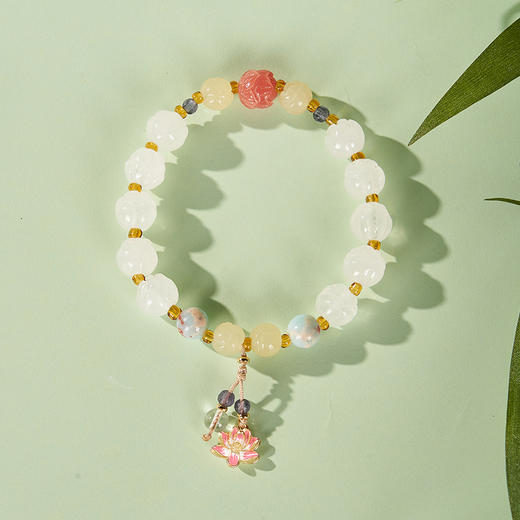 大英博物馆东方梦境系列好运莲莲雕刻莲花手链 商品图1