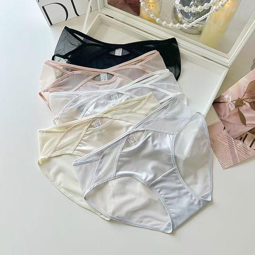 皇家丽美轻薄透气无痕镂空缎面内裤DKM1434 商品图3