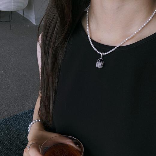 【甄珠贝】珍珠野餐 招财小花篮吊坠！搭配碎石白水晶项链组合！akoya真多麻色 4mm ji光bao亮，精致镂空纯银配件，别致的一个小萌物 商品图8